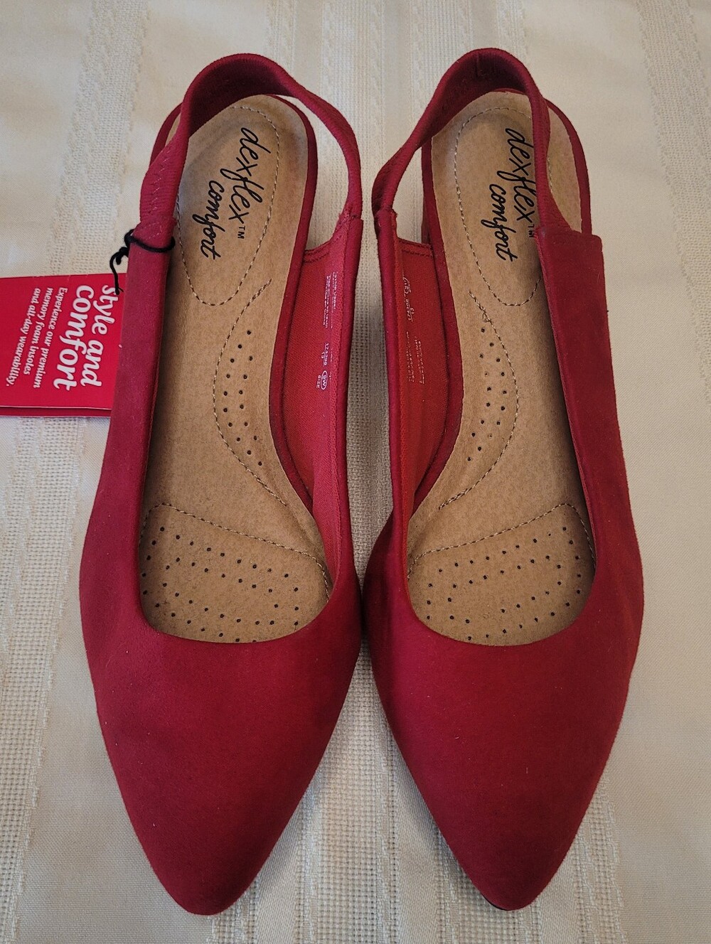 Dexflex Comfort Women's Red Slingback Chunky Heel Faux Velvet Sz 9W NWT